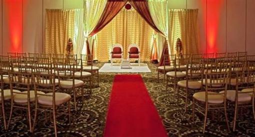 фото отеля Holiday Inn Gurnee Convention Center