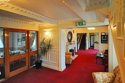 фото отеля Castlelodge Guesthouse Killarney