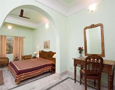 фото отеля Hotel Chirmi Palace