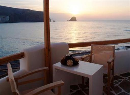 фото отеля Salt Suites and Executive Rooms