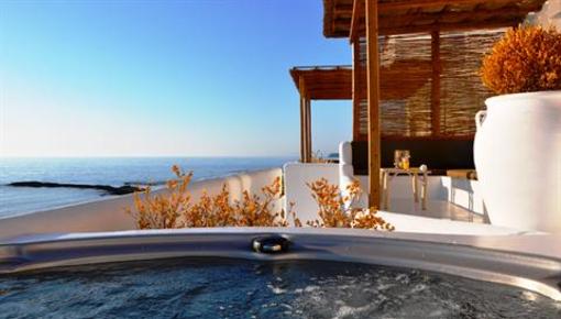 фото отеля Salt Suites and Executive Rooms