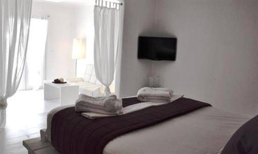 фото отеля Salt Suites and Executive Rooms