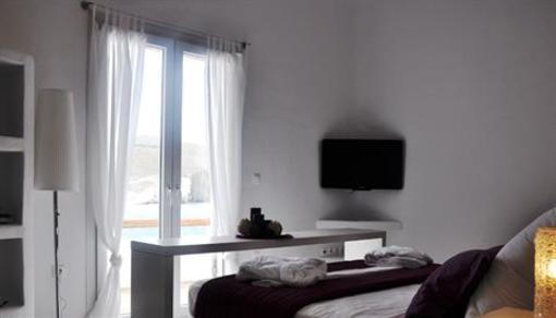 фото отеля Salt Suites and Executive Rooms