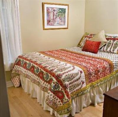 фото отеля Skaneateles Suites
