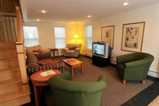 фото отеля Skaneateles Suites