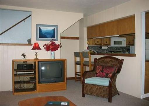 фото отеля Heavenly Valley Base Area Condos by Accommodation Station