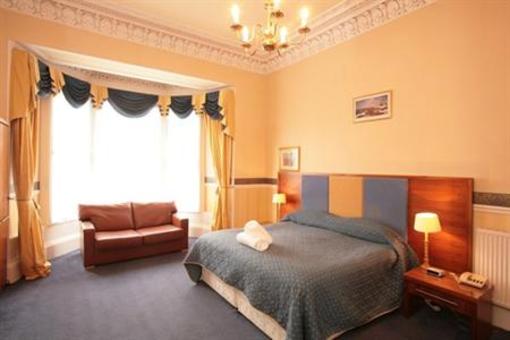 фото отеля The Edinburgh Lodge