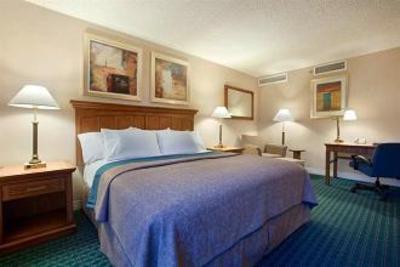 фото отеля Hilton San Bernardino