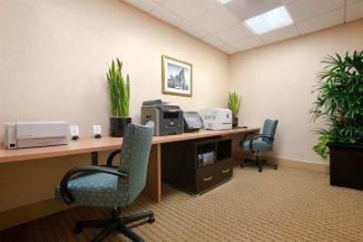 фото отеля Hilton San Bernardino