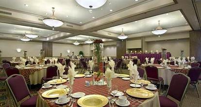 фото отеля Hilton San Bernardino