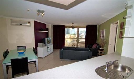 фото отеля Top Of The Mark Apartments Gold Coast