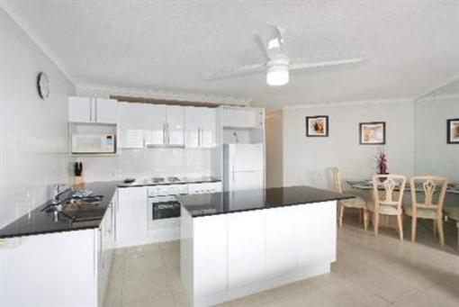 фото отеля Top Of The Mark Apartments Gold Coast