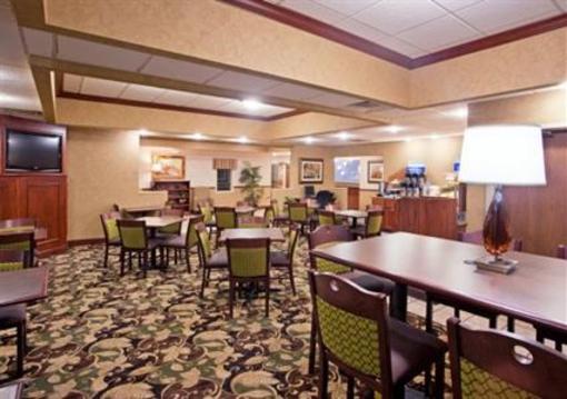 фото отеля Holiday Inn Express Hotel & Suites Troy (Ohio)