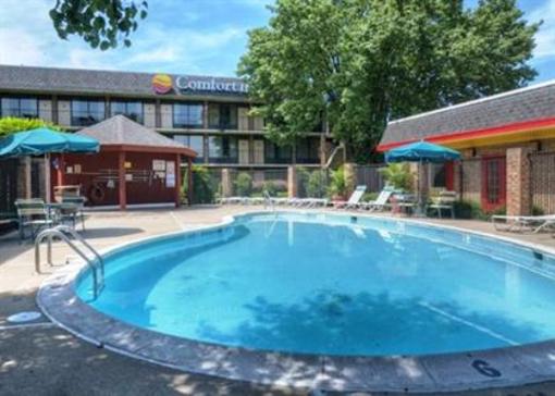 фото отеля Comfort Inn Tysons Corner