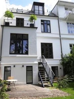 фото отеля Von Deska Townhouses The White House Hamburg