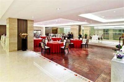 фото отеля White Horse Lake Jianguo Hotel