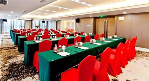 фото отеля White Horse Lake Jianguo Hotel
