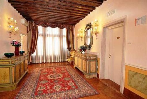 фото отеля Hotel Alloggi Al Mercante Venice