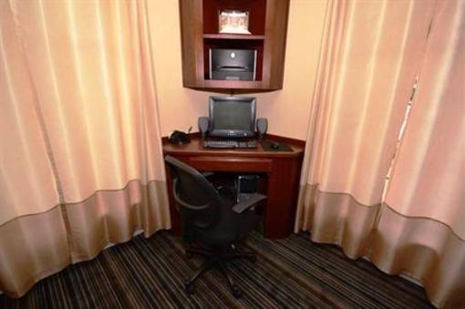 фото отеля BEST WESTERN Deer Park Inn and Suites