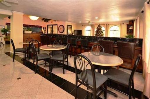 фото отеля BEST WESTERN Deer Park Inn and Suites