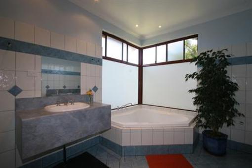 фото отеля Middleton Beach Holiday Park