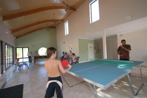 фото отеля Middleton Beach Holiday Park