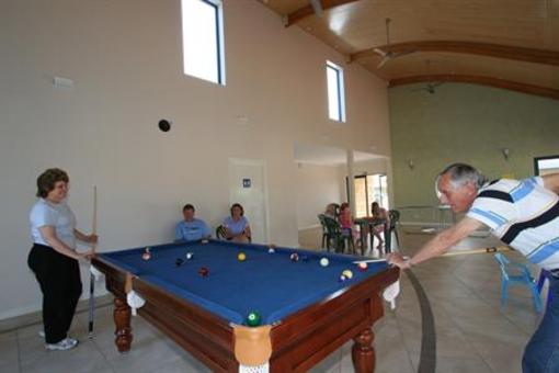 фото отеля Middleton Beach Holiday Park
