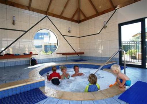 фото отеля Middleton Beach Holiday Park
