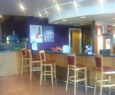 фото отеля Ibis Cardiff Gate