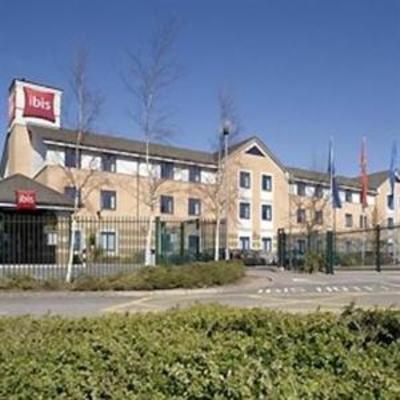 фото отеля Ibis Cardiff Gate