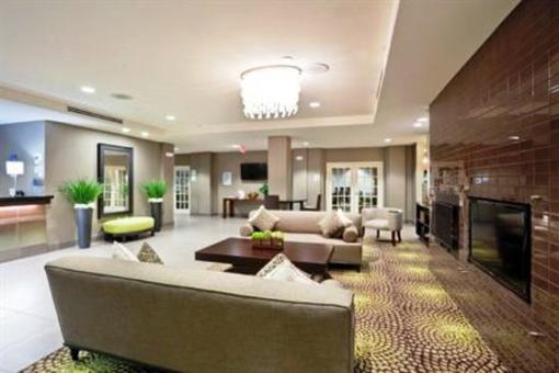 фото отеля Holiday Inn Express Hotel & Suites Hays