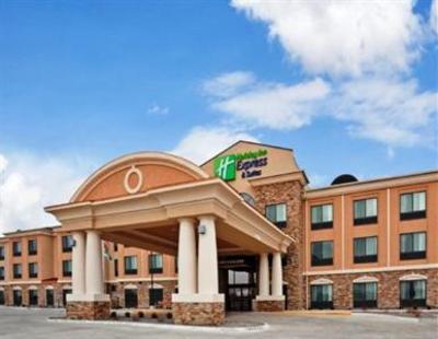 фото отеля Holiday Inn Express Hotel & Suites Hays