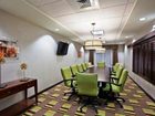 фото отеля Holiday Inn Express Hotel & Suites Hays