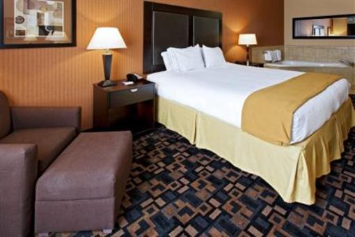 фото отеля Holiday Inn Express Hotel & Suites Glen Rose