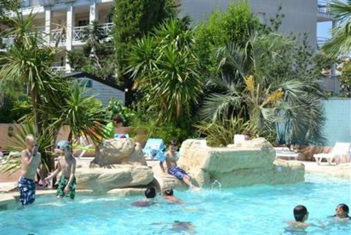 фото отеля Camping Les Cigales