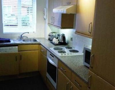 фото отеля Berkeley Park Apartments London