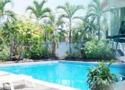 фото отеля Country Heritage Resort Hotel Surabaya