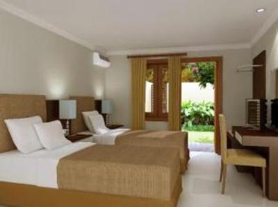 фото отеля Country Heritage Resort Hotel Surabaya