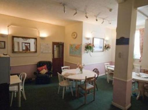 фото отеля Oakwood Bed and Breakfast Heathrow