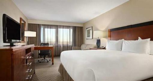 фото отеля Hilton New York JFK Airport Hotel