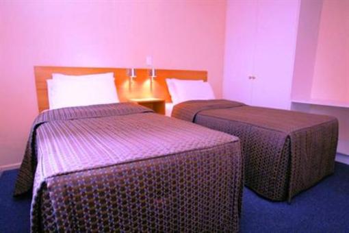 фото отеля Elphin Villas - Motel, Serviced Apartments & Villas