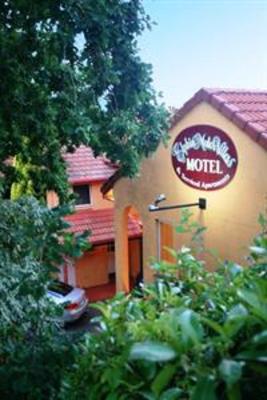 фото отеля Elphin Villas - Motel, Serviced Apartments & Villas