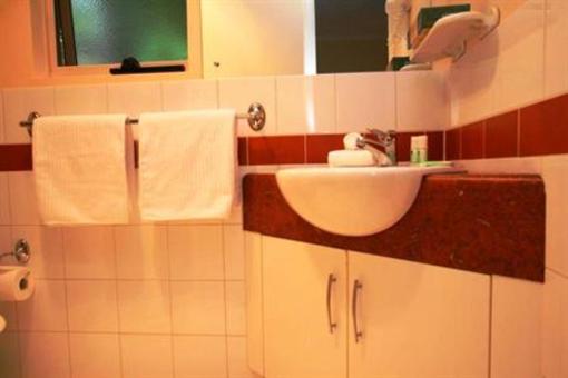 фото отеля Elphin Villas - Motel, Serviced Apartments & Villas