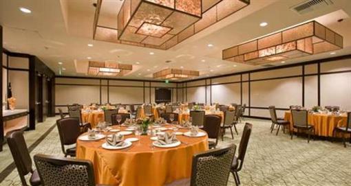 фото отеля Hilton Irvine Orange County Airport