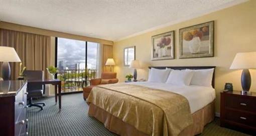 фото отеля Hilton Irvine Orange County Airport