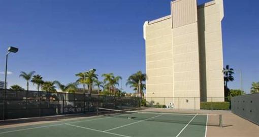фото отеля Hilton Irvine Orange County Airport