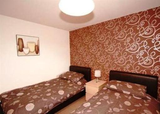 фото отеля Central Serviced Apartments Gloucester Rd