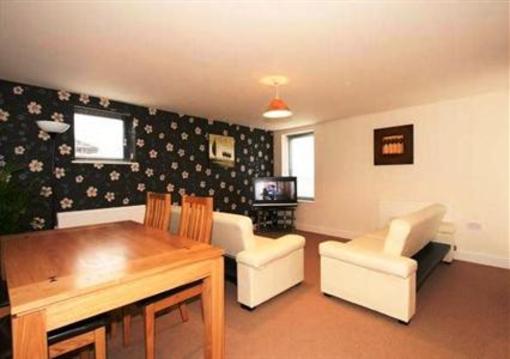 фото отеля Central Serviced Apartments Gloucester Rd