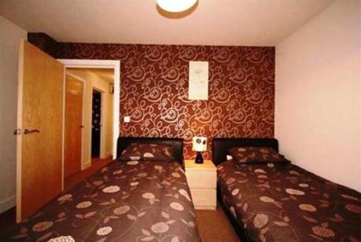фото отеля Central Serviced Apartments Gloucester Rd