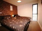 фото отеля Central Serviced Apartments Gloucester Rd